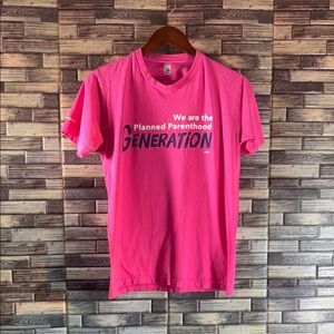 Medium Pre Owned American Apparel Bold Feminist Pink Graphic Tee
